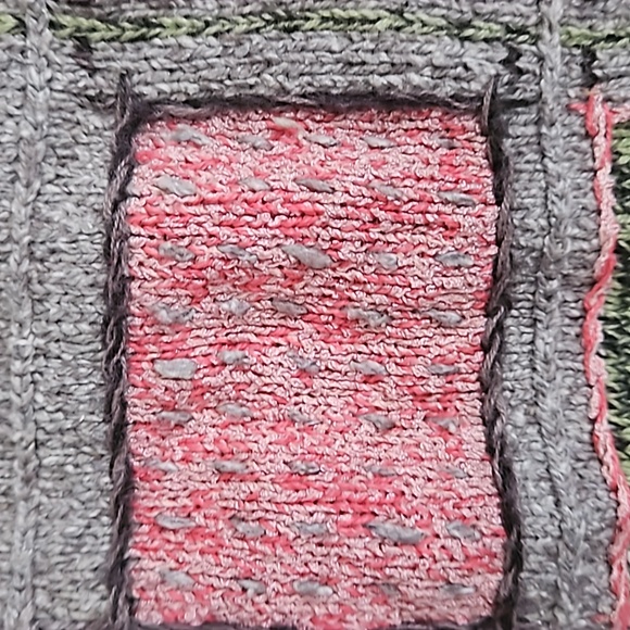 Knit sweater vest - Picture 11 of 11